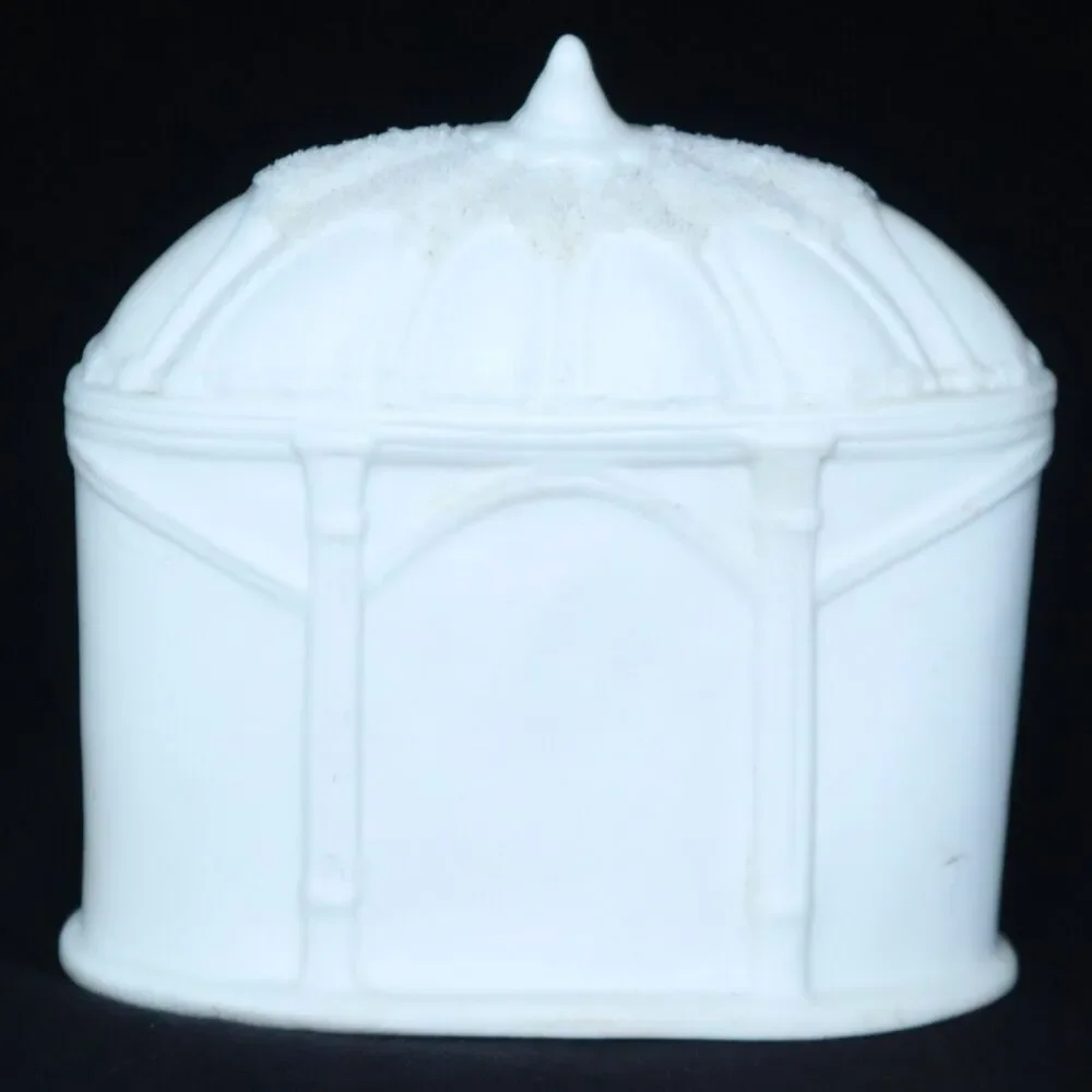 Nativity Vintage Off-White Ceramic